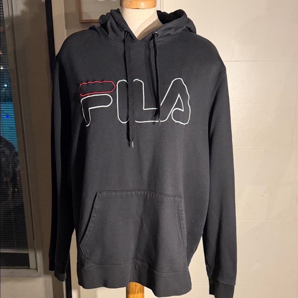 Mens XXL Fila Black Hoodie with Logo